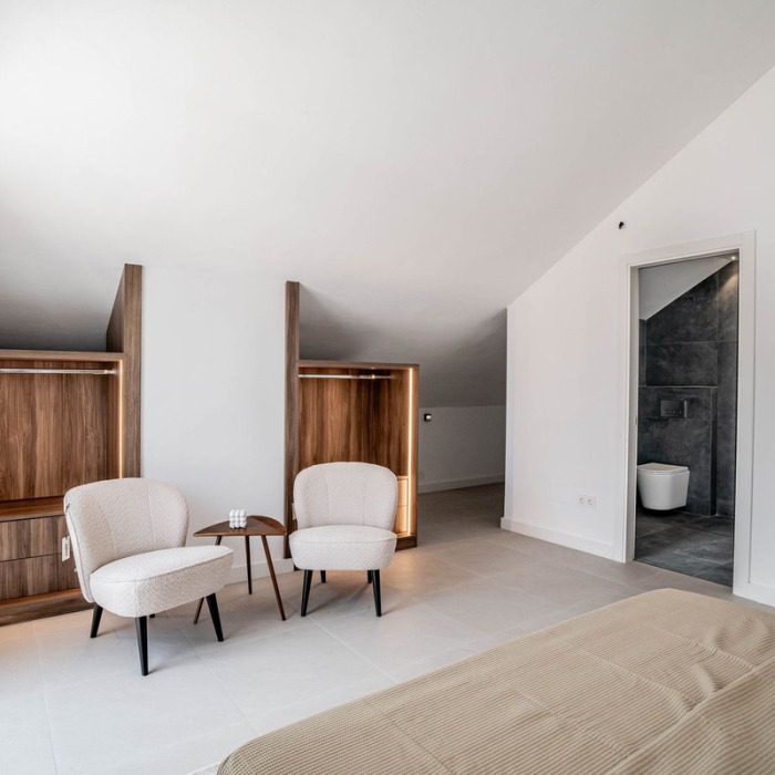 Modern 4 bedroom Duplex Penthouse in Pinos de Aloha, Nueva Andalucia | Image 28