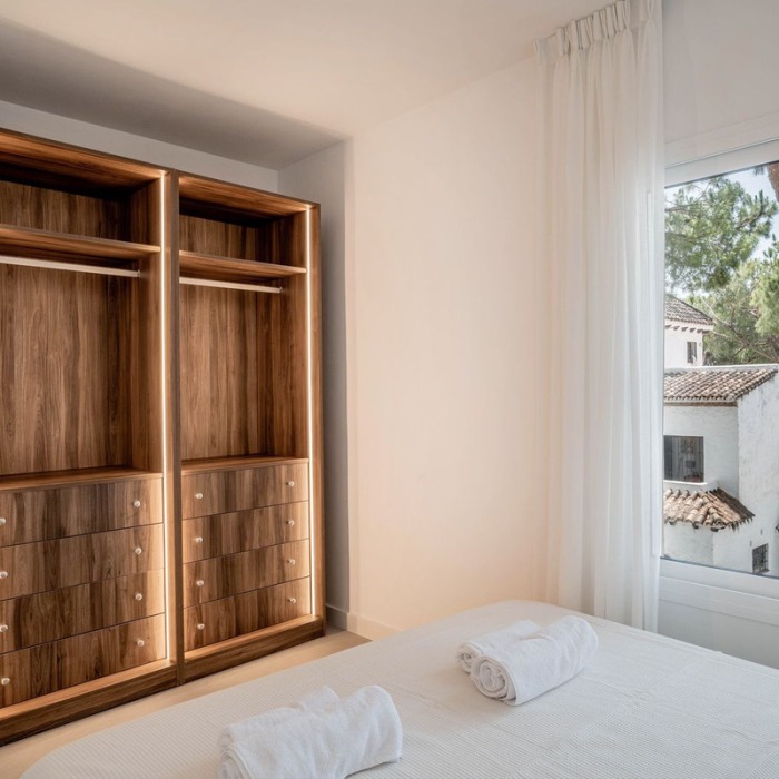 Modern 4 bedroom Duplex Penthouse in Pinos de Aloha, Nueva Andalucia | Image 16