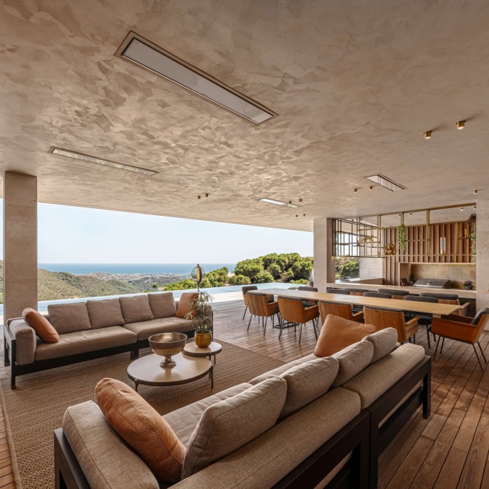 Modern 7 Bedroom Villa with Panoramic Sea Views in Monte Mayor, Benahavis | Image 5