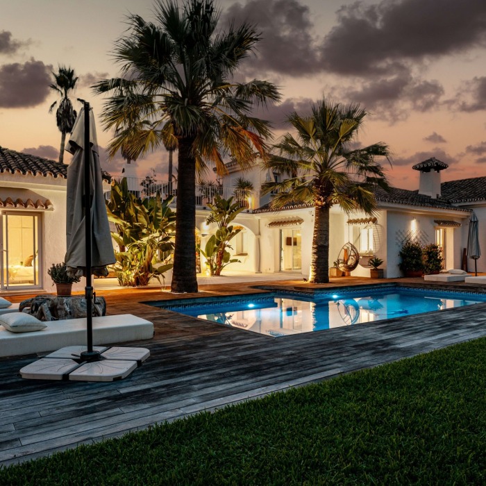 Charming 5 Bedroom Beachfront Villa in Marbesa in Marbella East | Image 2