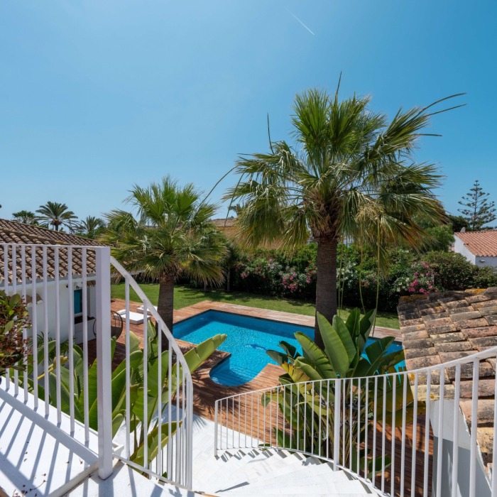 Charming 5 Bedroom Beachfront Villa in Marbesa in Marbella East | Image 10