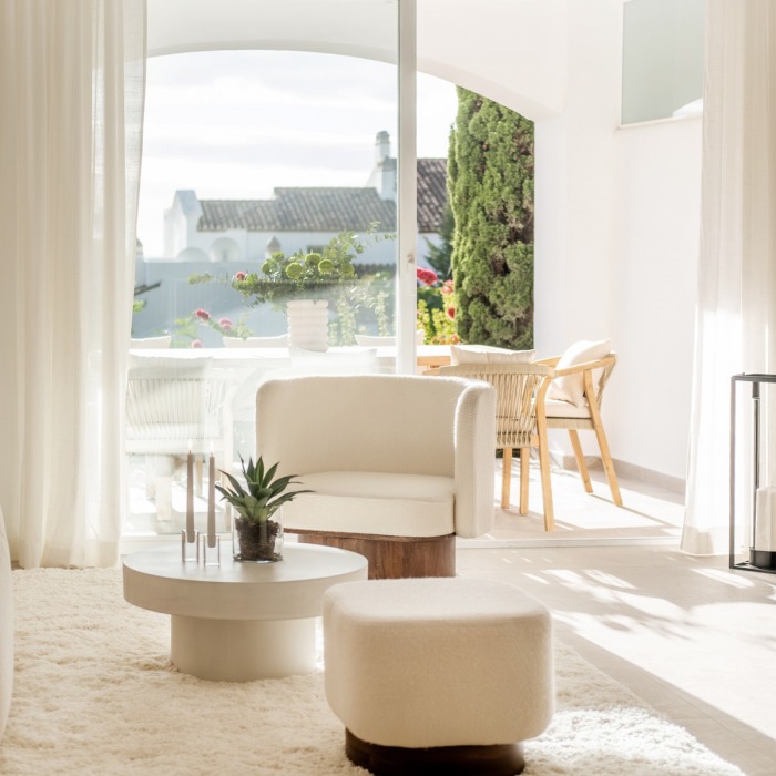 Modern 3 Bedroom Apartment in La Quinta, Benahavis | Image 10