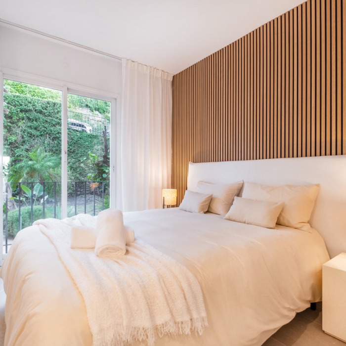 Modern 3 Bedroom Apartment in La Quinta, Benahavis | Image 19
