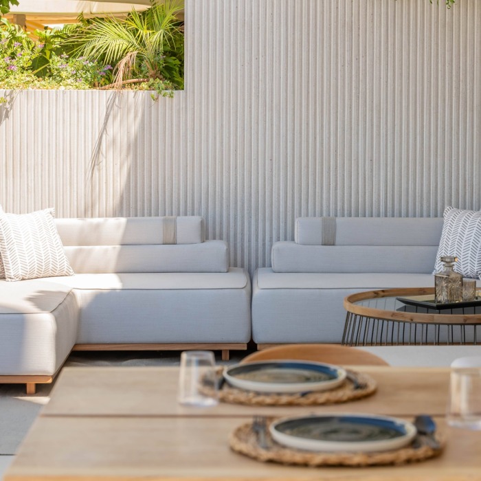 Modern 3 Bedroom Sea View Apartment in Lomas de Marbella Club | Image 10