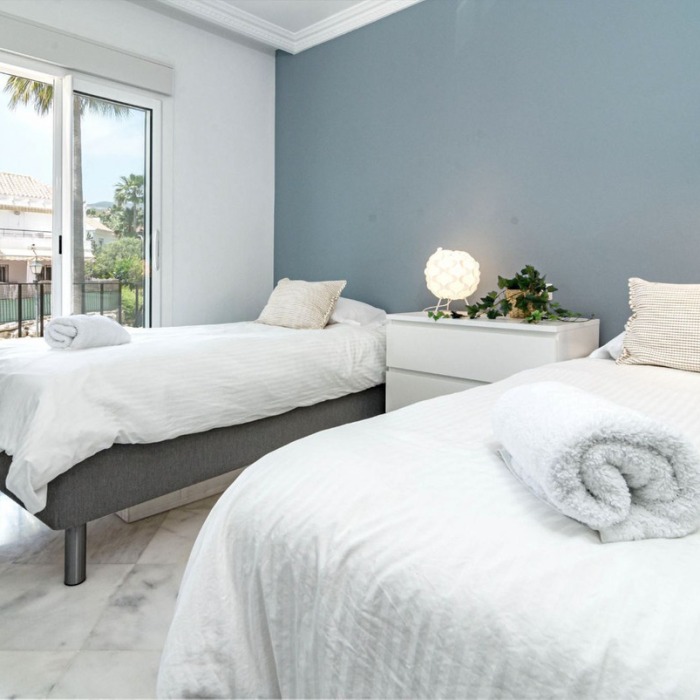 Renovated 2 Bedroom Apartment in Señorío de Gonzaga in Nueva Andalucia | Image 18