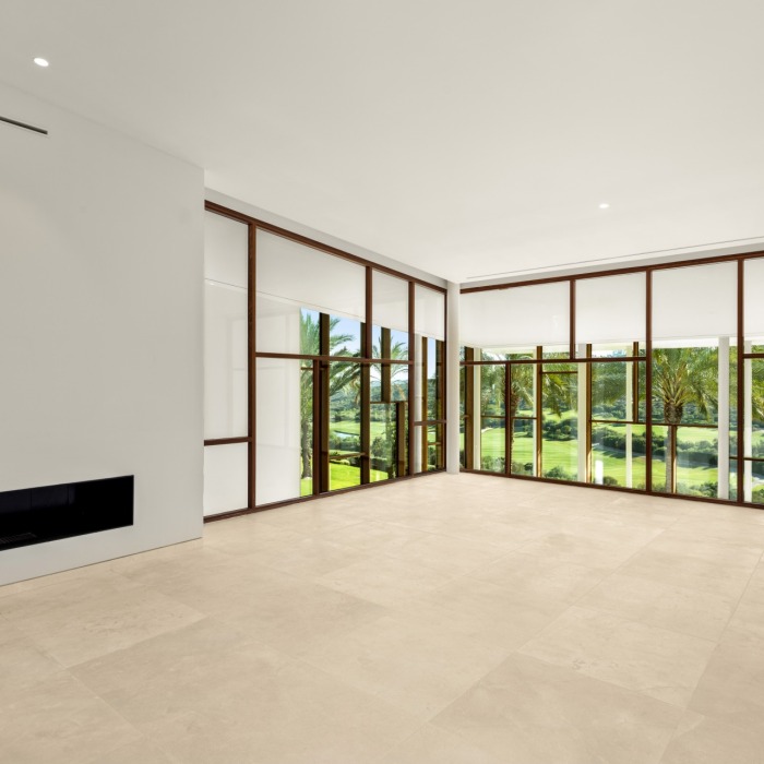 Luxury 6 Bedroom Frontline Golf Villa at Finca Cortesin, Casares | Image 13