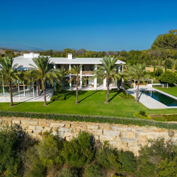 Villa de Luxe en Premiere Ligne de Golf de 6 Chambres au Finca Cortesin, Casares | Image 2