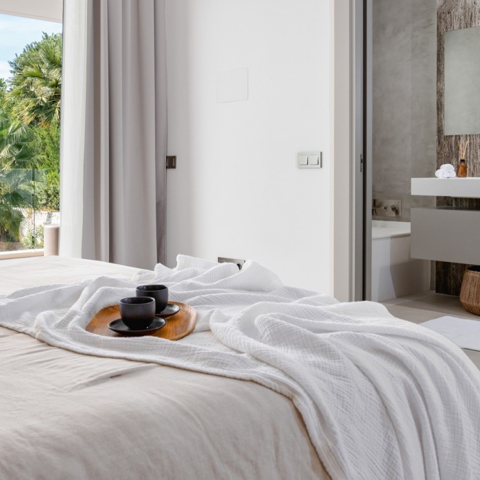 Luxury 5 Bedroom Villa in Puerto Banus | Image 51
