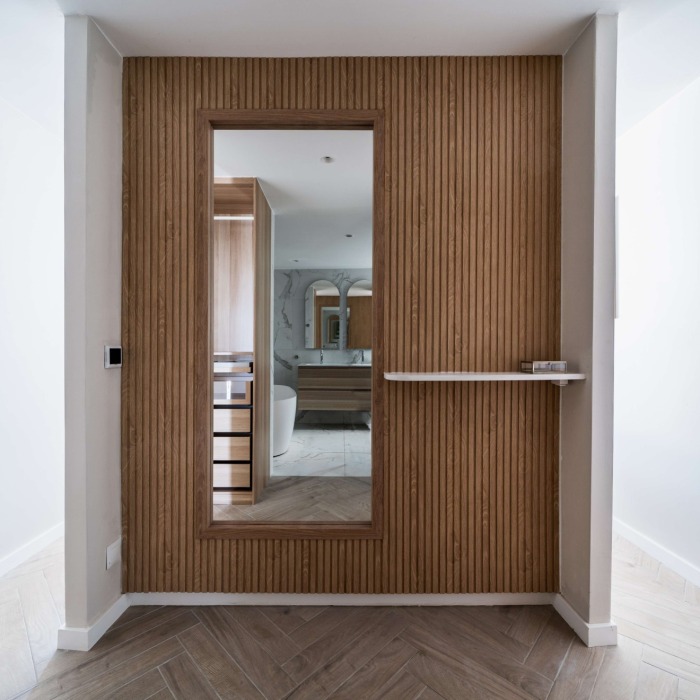 Modern 3 Bedroom Apartment in La Cerquilla, Nueva Andalucia | Image 6