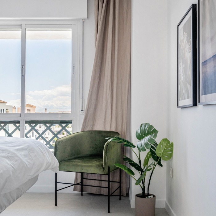 Modern 3 Bedroom Penthouse in Locrimar 3 in Nueva Andalucia | Image 10
