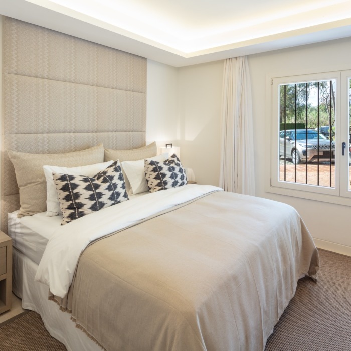 Modern 3 Bedroom Apartment in Puente Romano in Marbella | Image 7