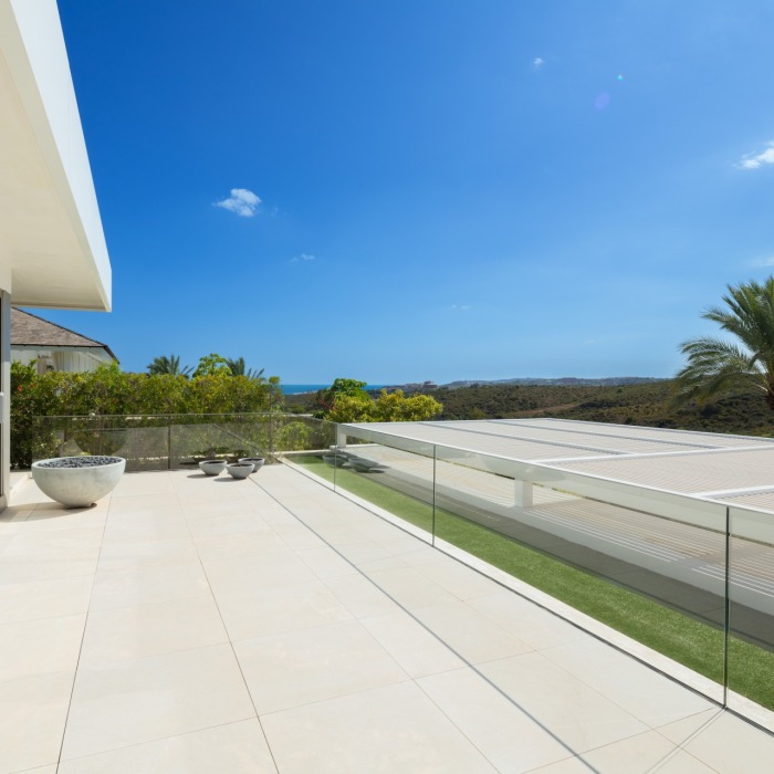Villa Moderne en Première Ligne de Golf de 4 Chambres à Finca Cortesin à Casares | Image 23