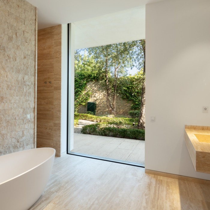 Modern 6 Bedroom Villa in Finca Cortesin, Casares | Image 17