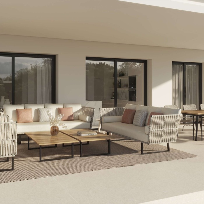 Newly Built 4 Bedroom Villa in La Resina Golf Estepona | Image 33