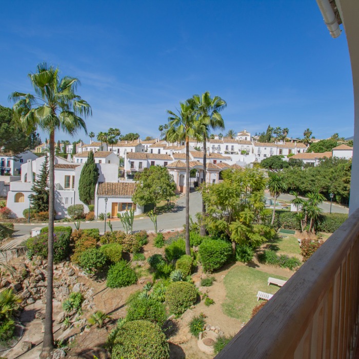 2 Bedroom Penthouse in Aloha in Nueva Andalucia | Image 14