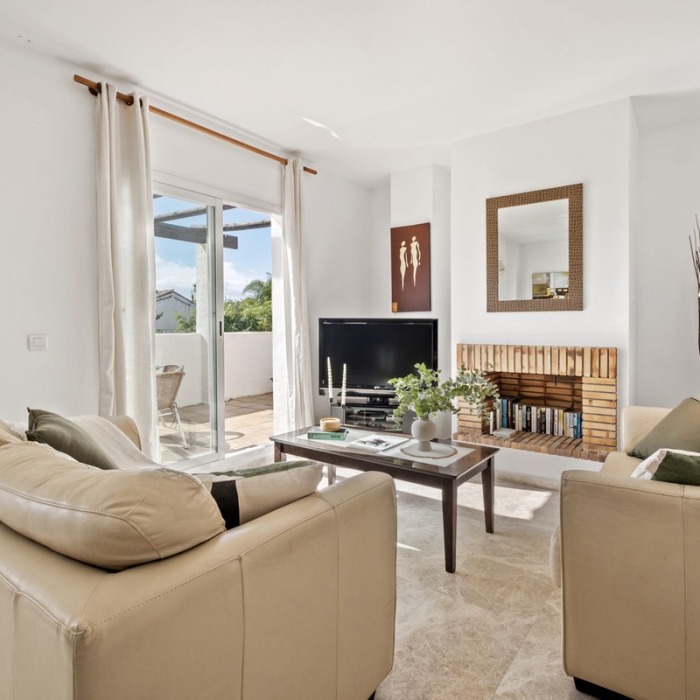 2 Bedroom Penthouse in Los Naranjos de Marbella, Nueva Andalucia | Image 4