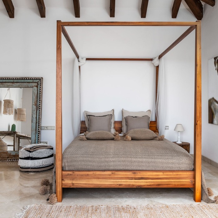 6 Bedroom Andalusian Villa in Los Monteros, Marbella East | Image 13