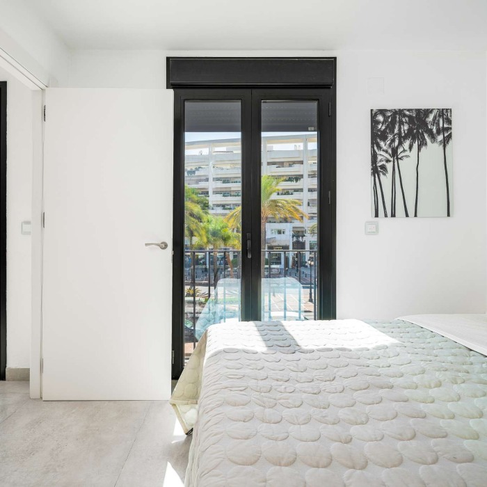 Moderno apartamento de 1 dormitorio en Jardines del Puerto, Puerto Banús | Image 7