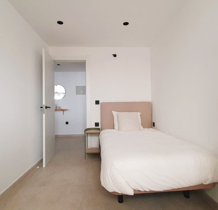 Modern 3 Bedroom Apartment in Los Narnjos de Marbella, Nueva Andalucia | Image 27