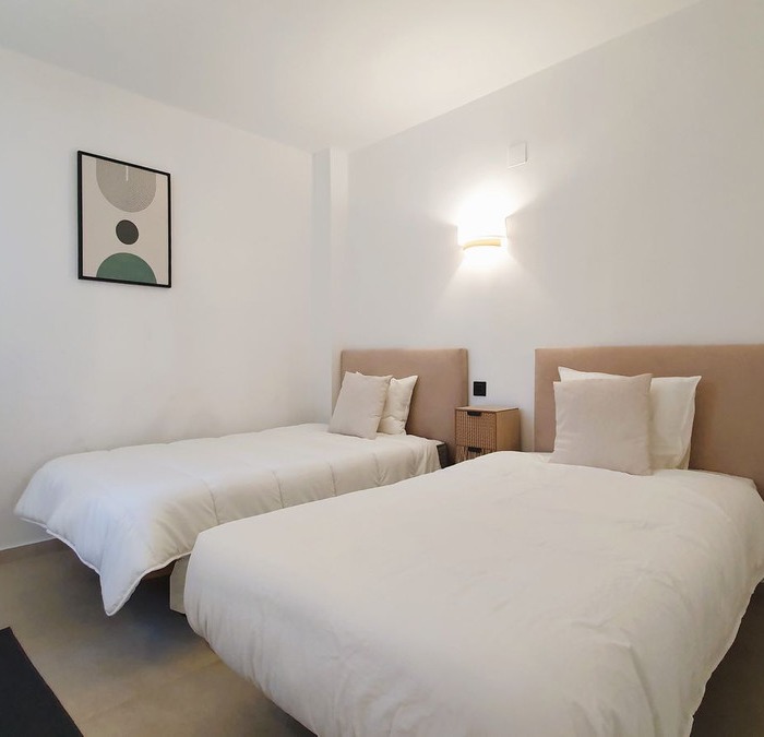 Modern 3 Bedroom Apartment in Los Narnjos de Marbella, Nueva Andalucia | Image 22
