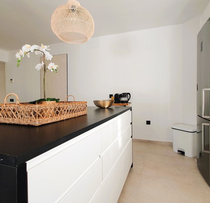 Modern 3 Bedroom Apartment in Los Narnjos de Marbella, Nueva Andalucia | Image 12