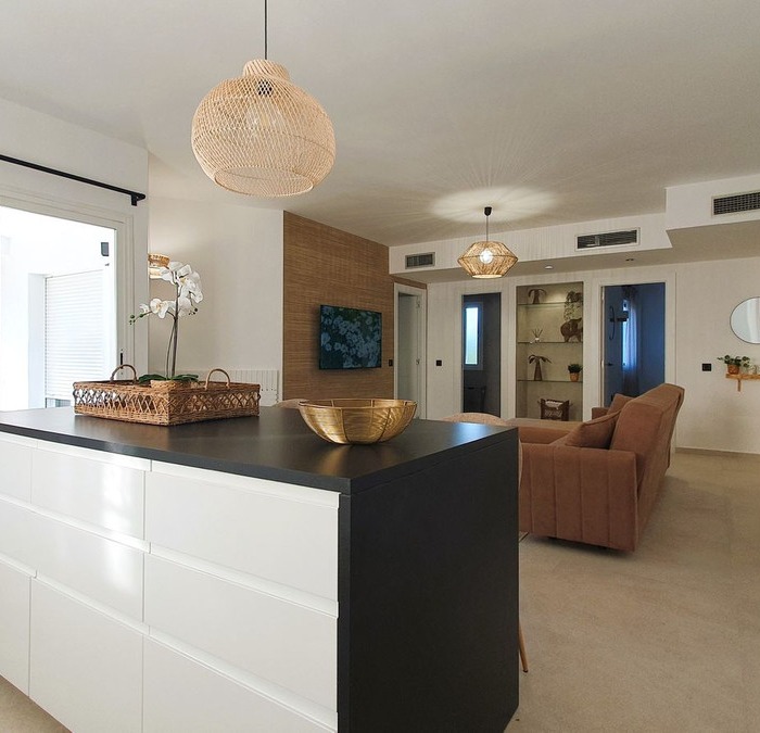 Modern 3 Bedroom Apartment in Los Narnjos de Marbella, Nueva Andalucia | Image 11