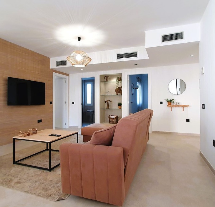 Modern 3 Bedroom Apartment in Los Narnjos de Marbella, Nueva Andalucia | Image 4