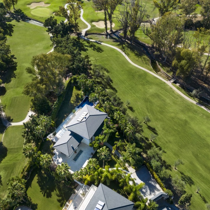 5 Bedroom Frontline Golf Villa in Nueva Andalucia | Image 7