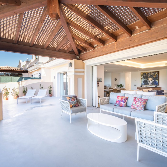 Increible Atico Duplex de 3 Dormitorios en Marbella Milla de Oro | Image 15