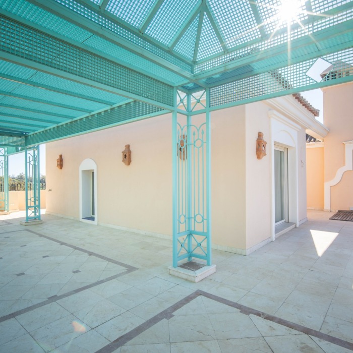 Increible Atico Duplex de 3 Dormitorios en Marbella Milla de Oro | Image 26