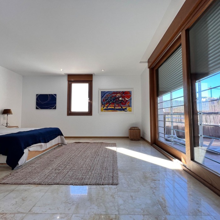 3 Bedroom Sea View Penthouse in Los Monteros, Marbella | Image 15