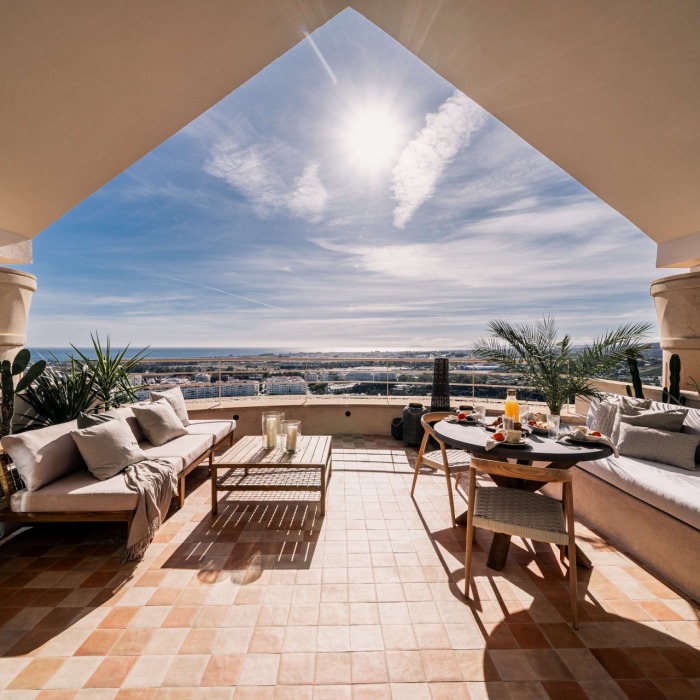 3 Bedroom Penthouse in Magna Marbella, Nueva Andalucia | Image 1