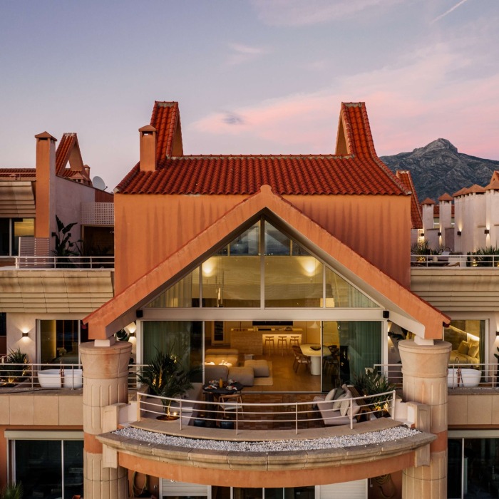 3 Bedroom Penthouse in Magna Marbella, Nueva Andalucia | Image 2