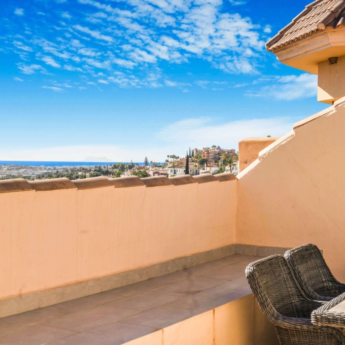 Three Bedroom Duplex Penthouse with Sea Views at Aloha Hill Club in Nueva Andalucía | Image 20
