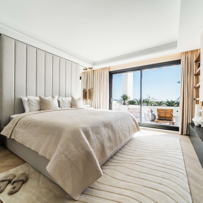 3 Bedroom Panoramic Sea View Penthouse in La Cerquilla, Nueva Andalucia | Image 19