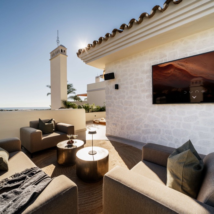 3 Bedroom Panoramic Sea View Penthouse in La Cerquilla, Nueva Andalucia | Image 4