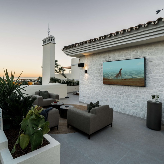 3 Bedroom Panoramic Sea View Penthouse in La Cerquilla, Nueva Andalucia | Image 1