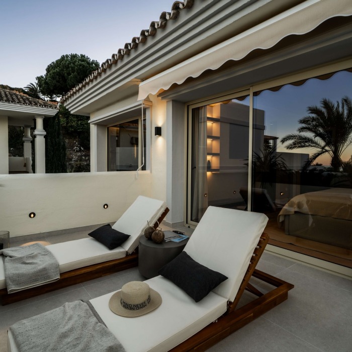 3 Bedroom Panoramic Sea View Penthouse in La Cerquilla, Nueva Andalucia | Image 34