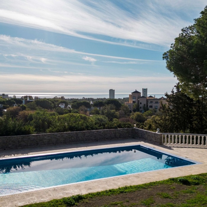 6 Bedroom Sea View Villa in Elviria, Marbella | Image 31