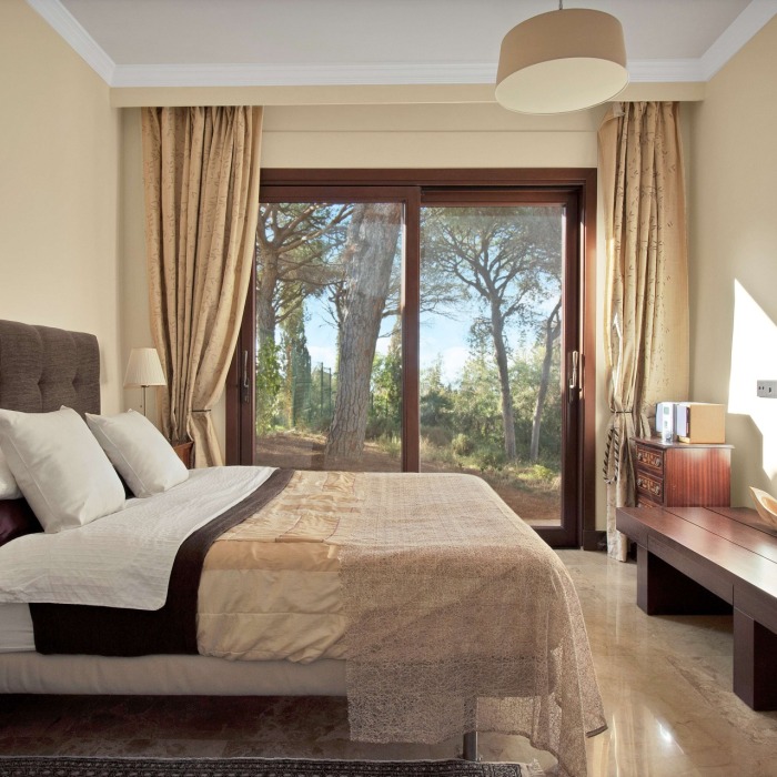 6 Bedroom Sea View Villa in Elviria, Marbella | Image 40