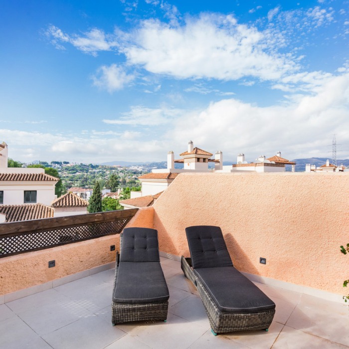 Modern 3 Bedroom Townhouse in Nueva Andalucia | Image 25