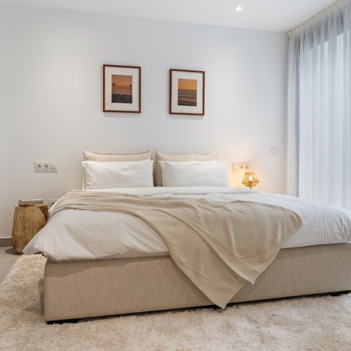 New 6 Bedroom Villa in La Resina Golf, Estepona | Image 25
