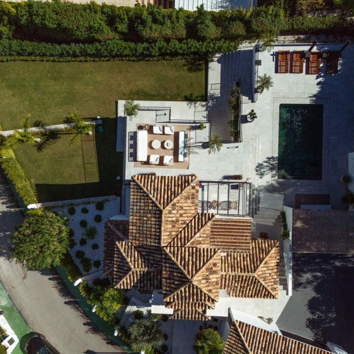 Modern 5 Bedroom Villa in Los Naranjos Hill Club, Nueva Andalucia | Image 58