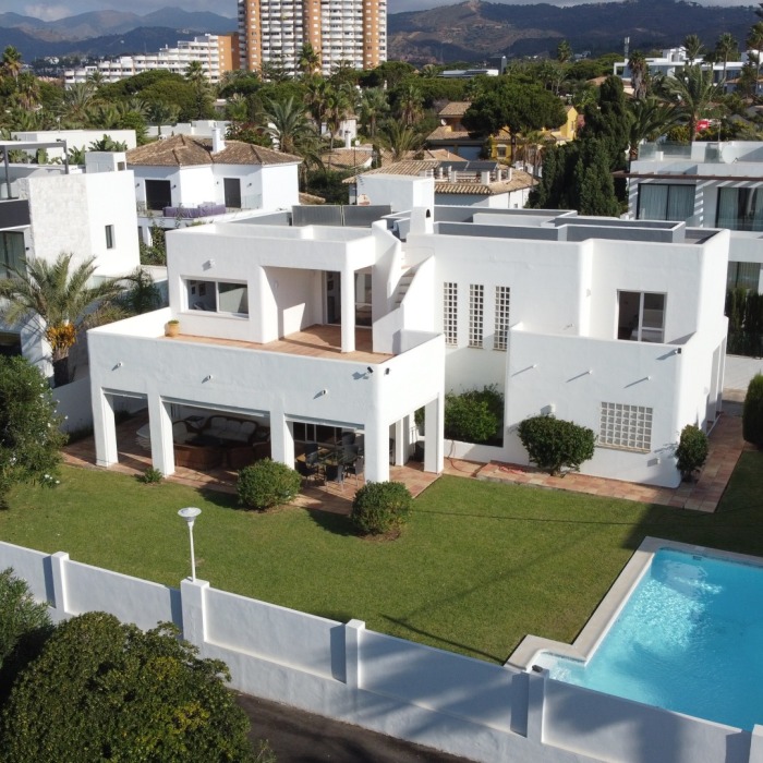 Beachside villa for sale in Marbesa, Marbella East | Image 5
