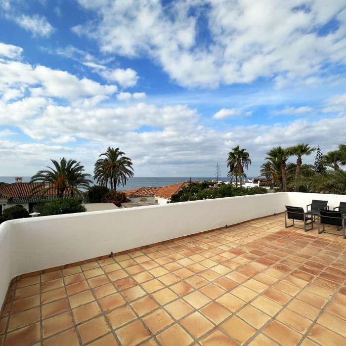 Beachside villa for sale in Marbesa, Marbella East | Image 19