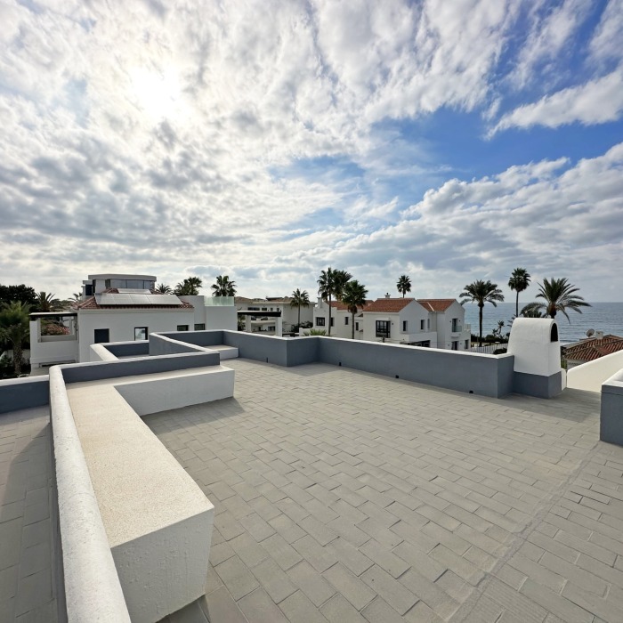 Beachside villa for sale in Marbesa, Marbella East | Image 17
