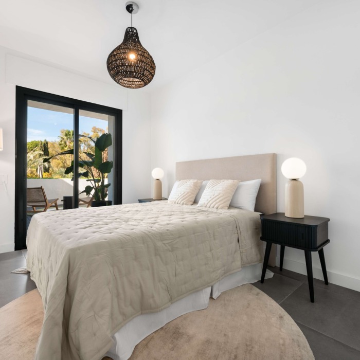 Apartamento moderno en Coto Real, Milla de Oro de Marbella | Image 10
