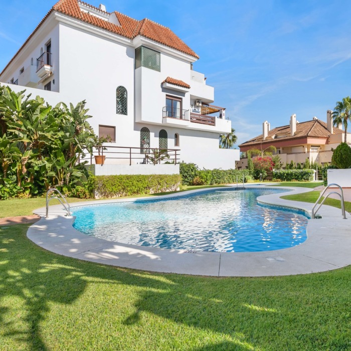 Modern Apartment in Coto Real, Marbella Golden Mile | Image 15