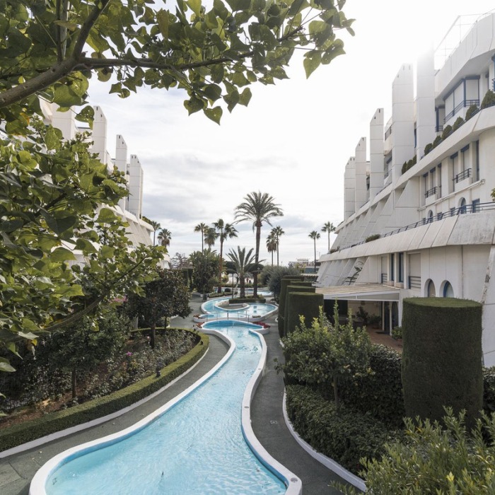 Apartment near the beach in Marbella Center | Image 2