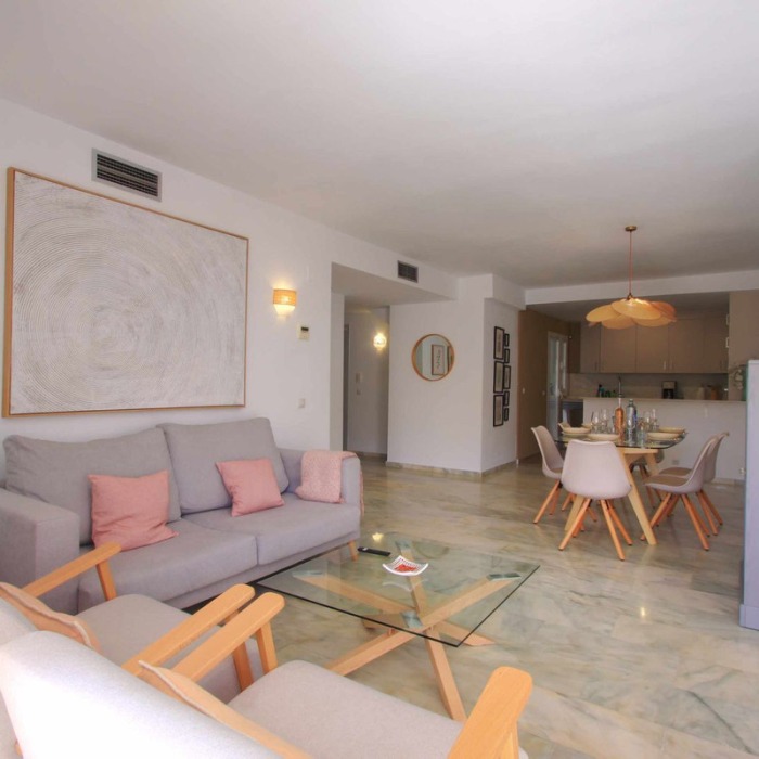 Apartment near the beach in Elviria, Marbella East | Image 10